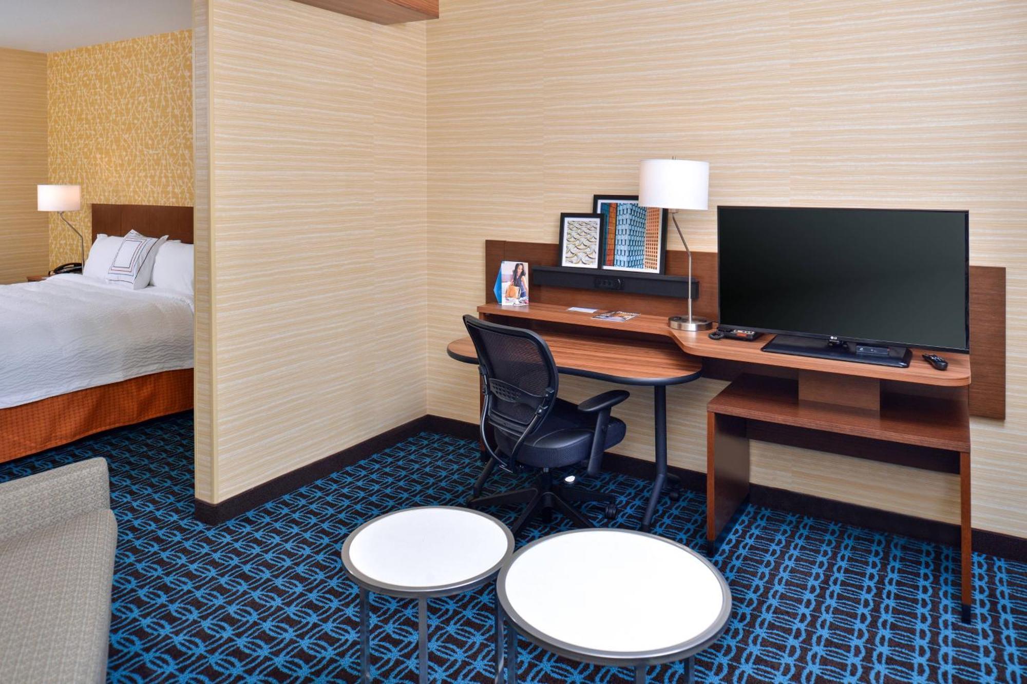 Fairfield Inn & Suites By Marriott Sacramento Airport Woodland Exterior foto